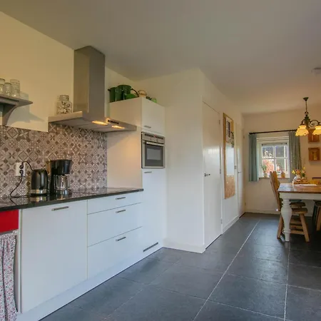 Holiday home Op De Beemd *