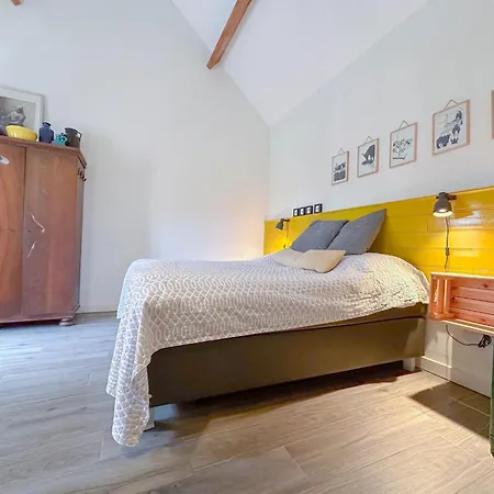 Op De Beemd Holiday home Zeeland