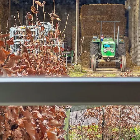 Op De Beemd Hébergement de vacances *