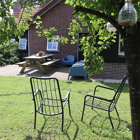 Op De Beemd 度假居 泽兰省